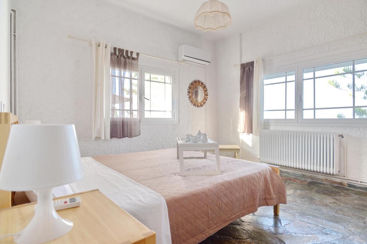 Antorina Beachfront Villas With Private Pools Kamari  Buitenkant foto