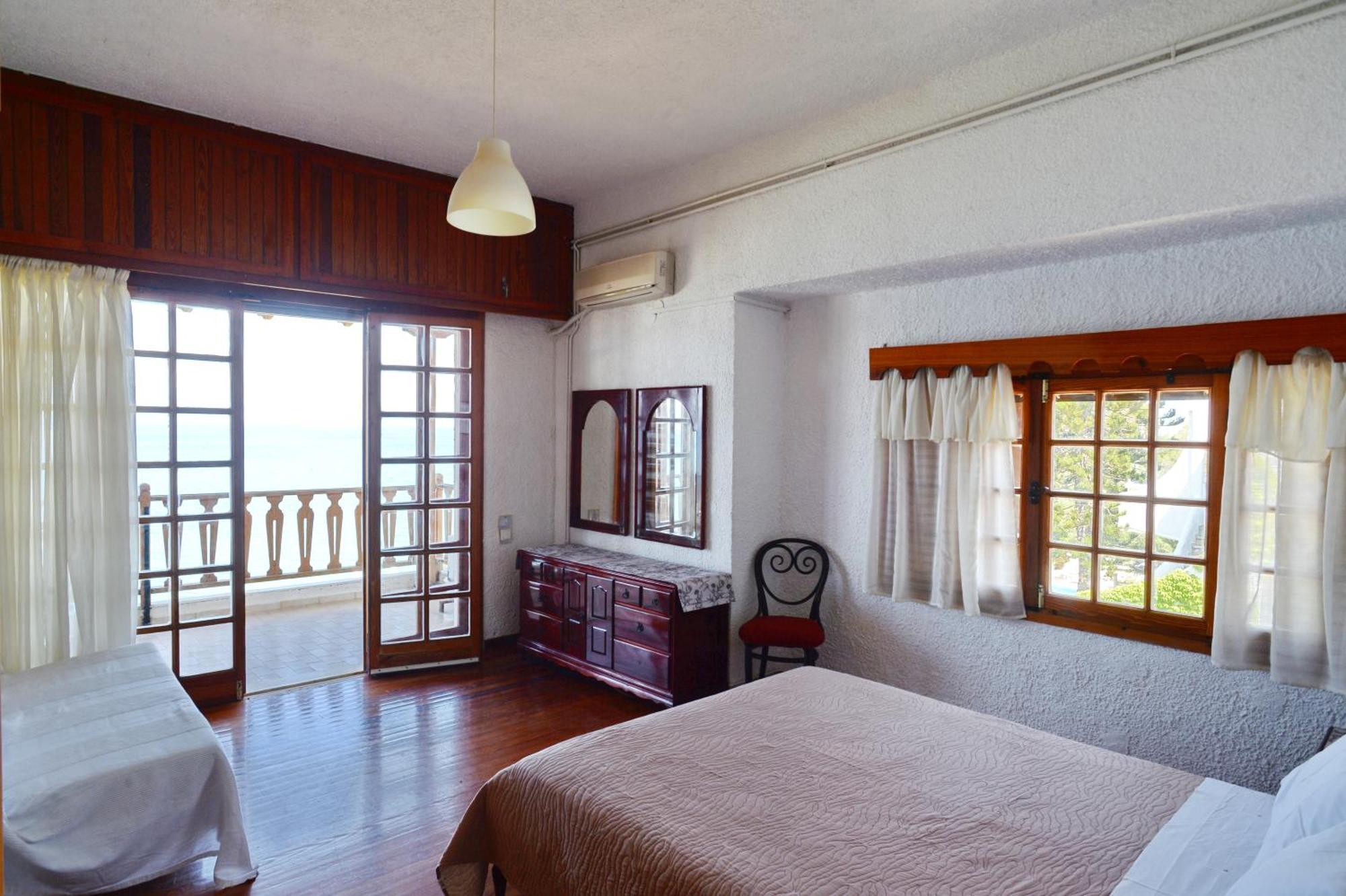 Antorina Beachfront Villas With Private Pools Kamari  Buitenkant foto