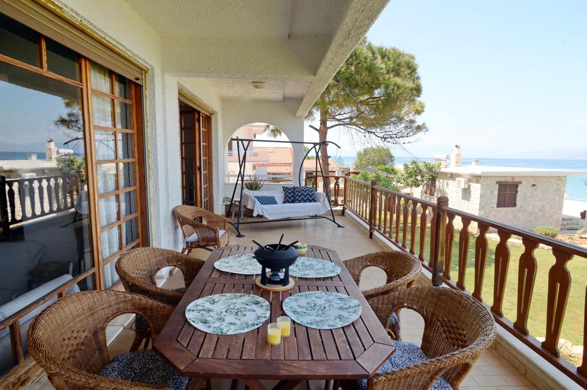 Antorina Beachfront Villas With Private Pools Kamari  Buitenkant foto