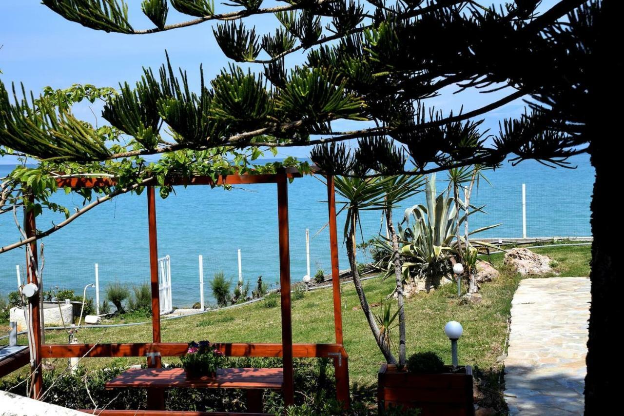 Antorina Beachfront Villas With Private Pools Kamari  Buitenkant foto