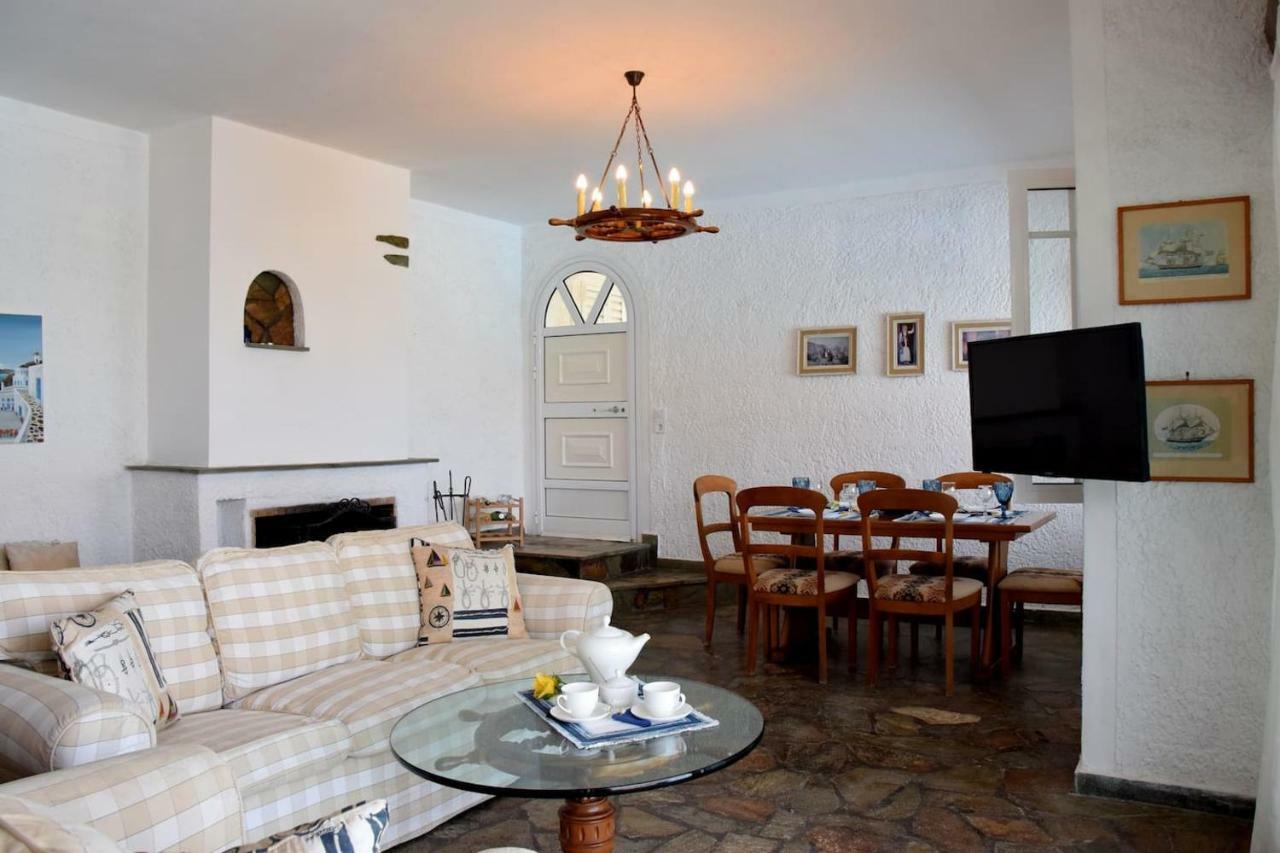 Antorina Beachfront Villas With Private Pools Kamari  Buitenkant foto